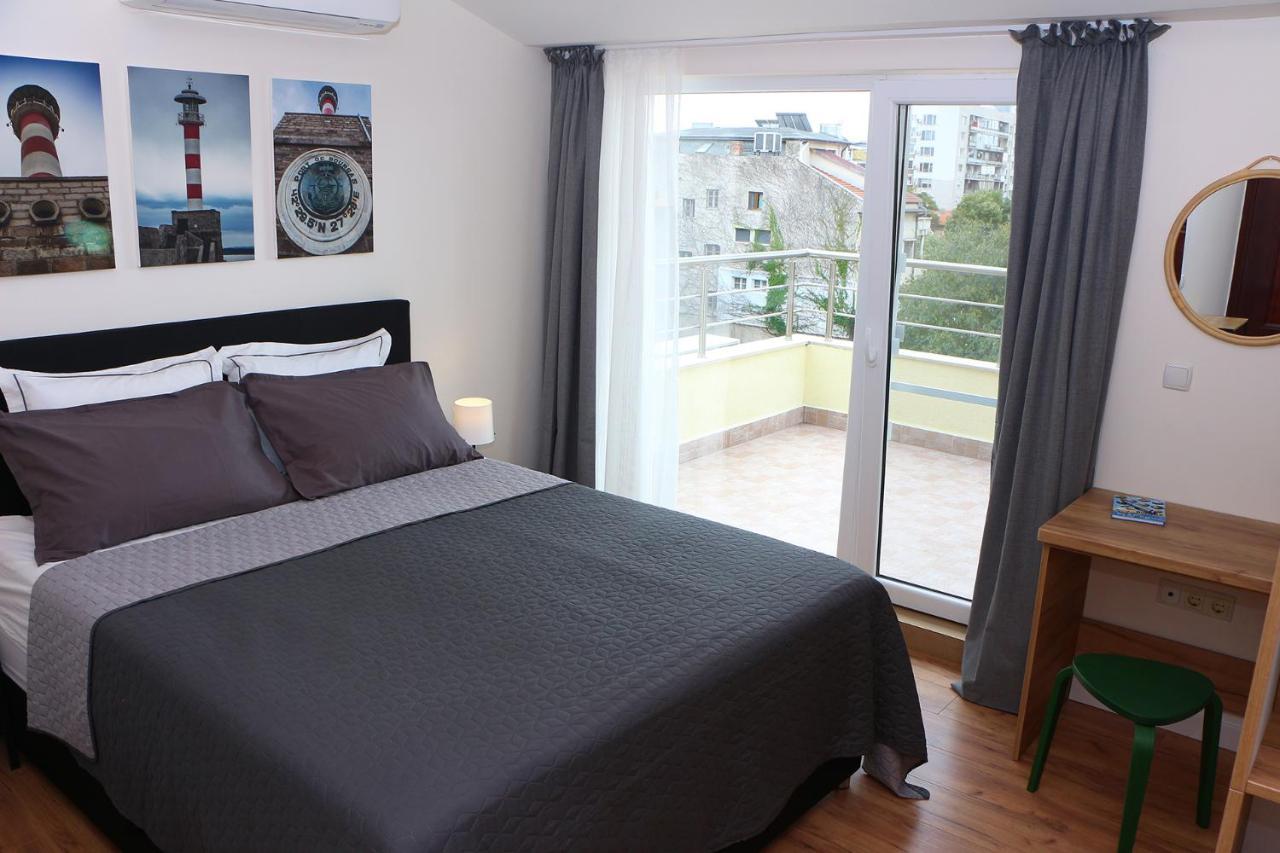 Shik & Chic In The Heart Of Burgas # 5Min From Beach # New Bagian luar foto